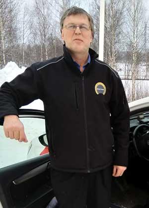 Markku Kolari ja taksiauto