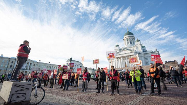 mielenilmaus Senaatintorilla