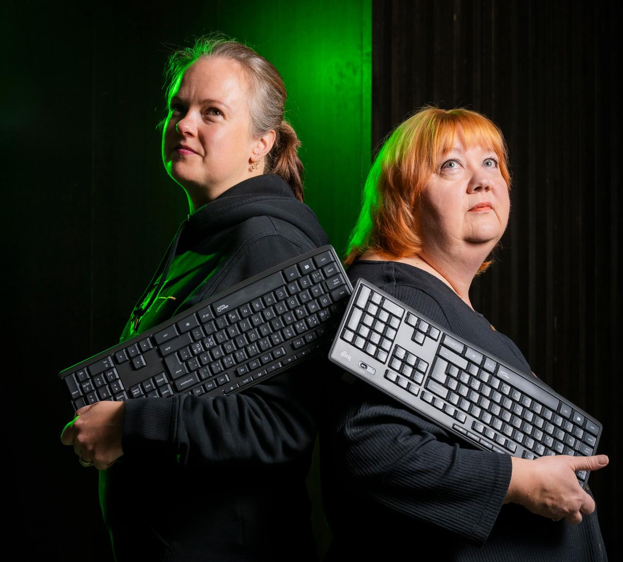 Noora Enberg ja Jaana Kaipiainen 