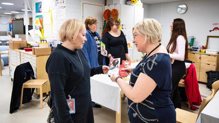 JHL:n luottamusedustajien työpaikkakäynti Päiväkoti Kankarepuistossa.