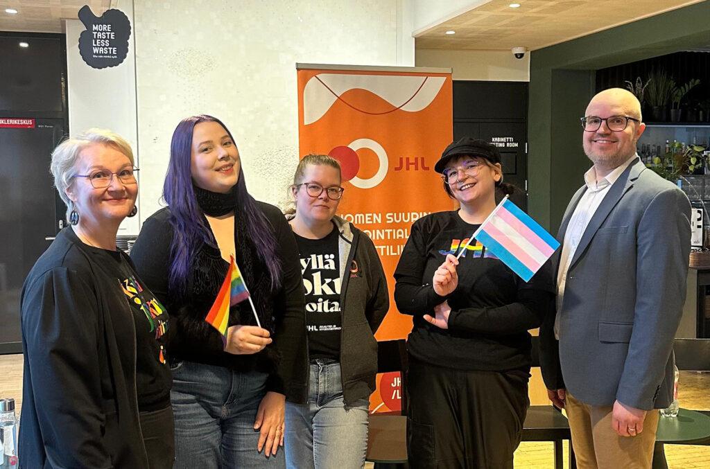 Artic Prideilla järjestettiin paneelikeskustelu. Siihen osallistuivat Lapin aluetoimiston aluepäällikkö Sannamari Sala, Rovaniemen Setan puheenjohtaja Jasmin Koivisto, Lapinhyvinvointialueen JHL:n yhdistyksen puheenjohtaja Heli Saukko, Mari Ikonen ja Rovaniemen kaupungin henkilöstö- ja hallintojohtaja Antti Määttä.