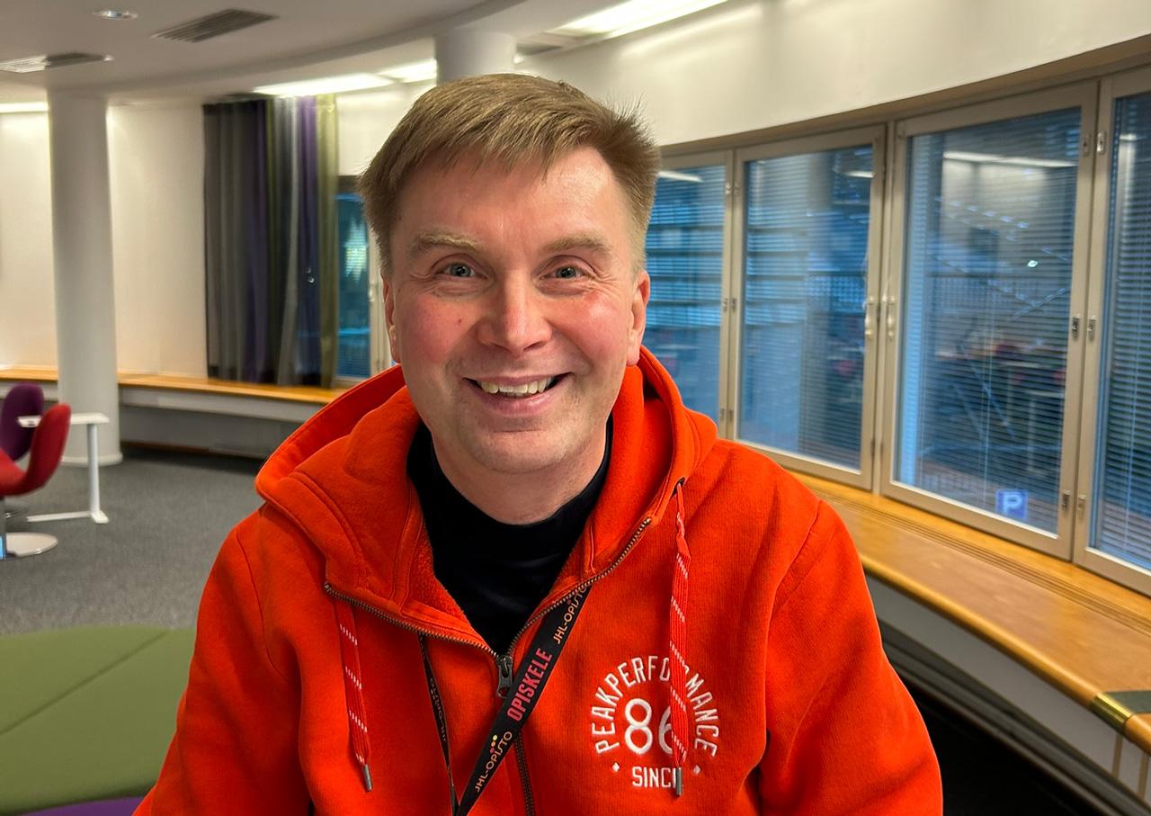 Sami Renberg näkee ay-liikkeen kansalaisaktivismina.