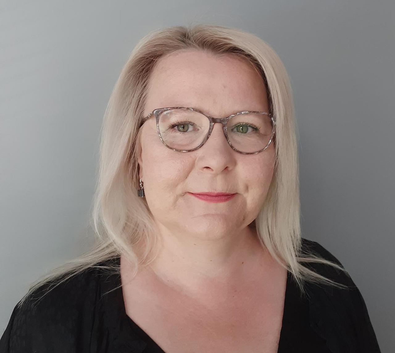 Karoliina Mattila toimii täysiaikaisena työsuojeluvaltuutettuna Vaken aikuissosiaalityössä ja vammaispalveluissa. 
